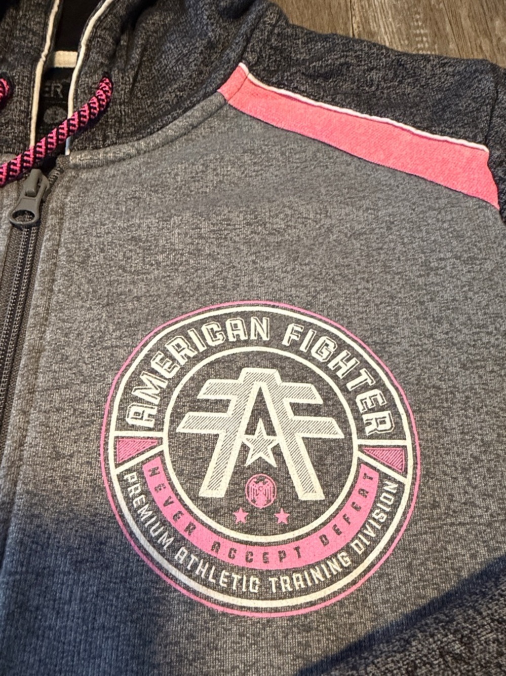 American Fighter Women’s  Grey & Pink Full-Zip Hooded Jacket - Picture 2 of 6